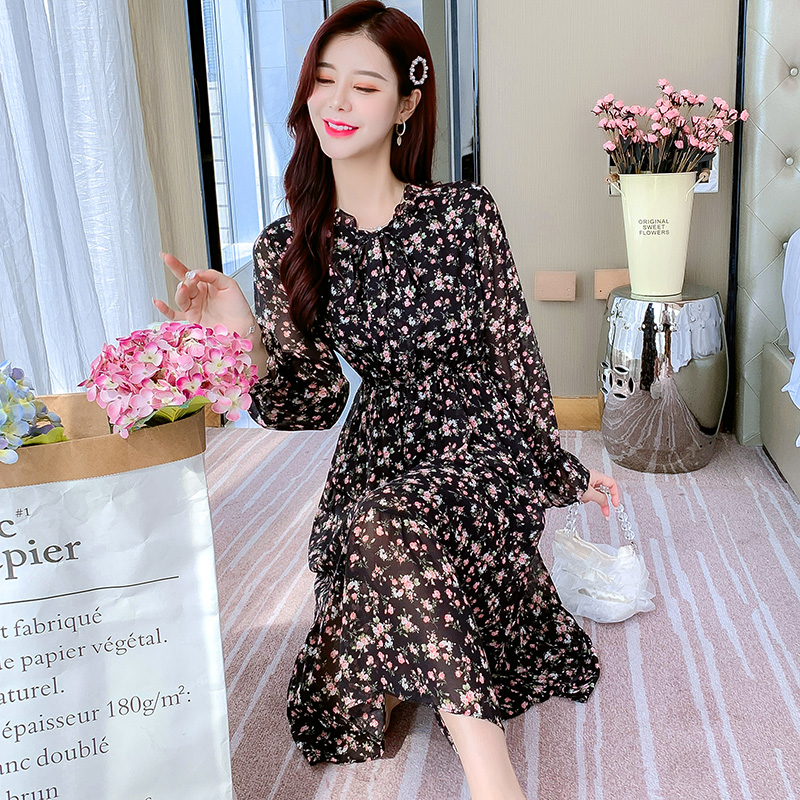 2024-autumn-chiffon-floral-ruffle-dress-with-bell-sleeves 2024 Autumn Chiffon Floral Ruffle Dress with Bell Sleeves