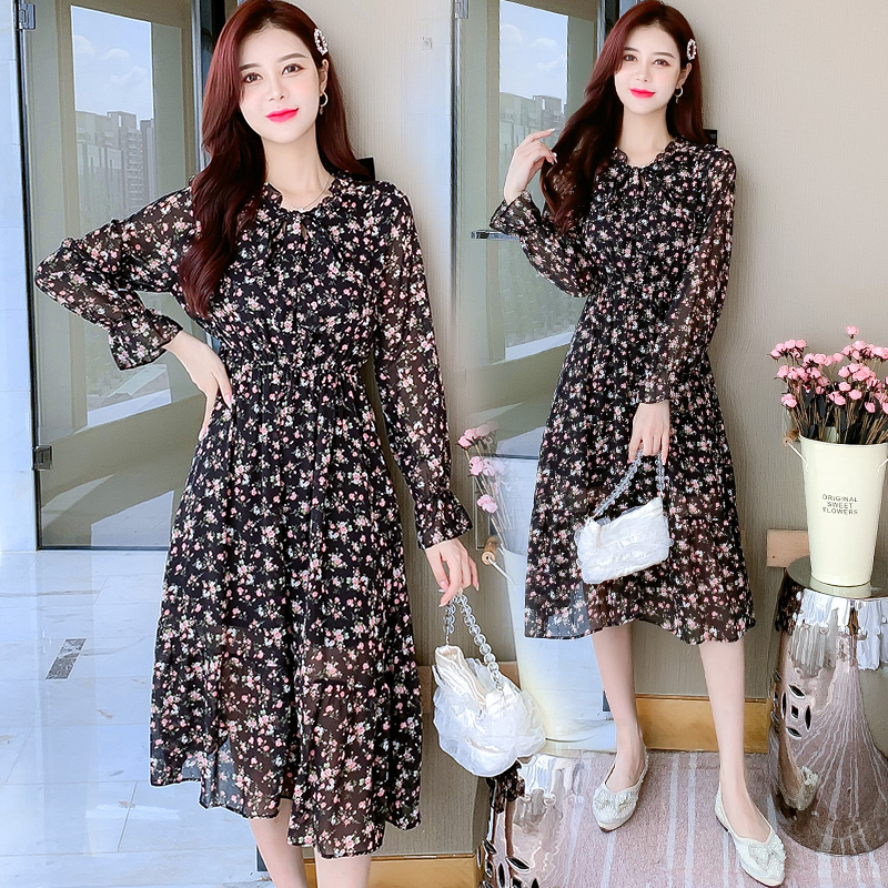 2024-autumn-chiffon-floral-ruffle-dress-with-bell-sleeves_1 2024 Autumn Chiffon Floral Ruffle Dress with Bell Sleeves