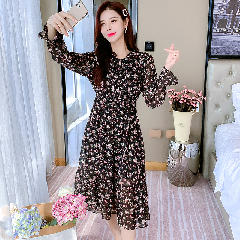 2024-autumn-chiffon-floral-ruffle-dress-with-bell-sleeves_4 2024 Autumn Chiffon Floral Ruffle Dress with Bell Sleeves