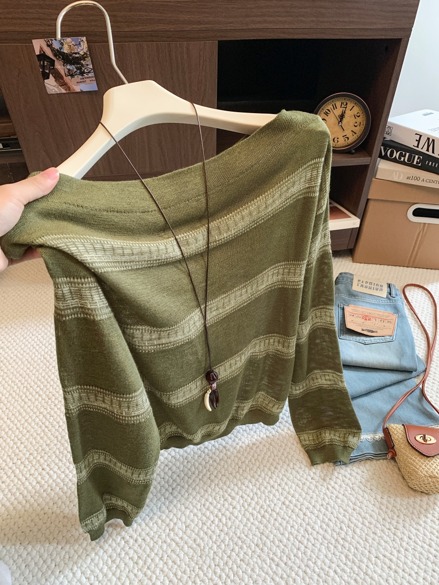2026-early-autumn-korean-style-off-shoulder-striped-knit-top-casual-loose-slimming-pullover_1 2026 Early Autumn Korean Style Off-Shoulder Striped Knit Top Casual Loose Slimming Pullover