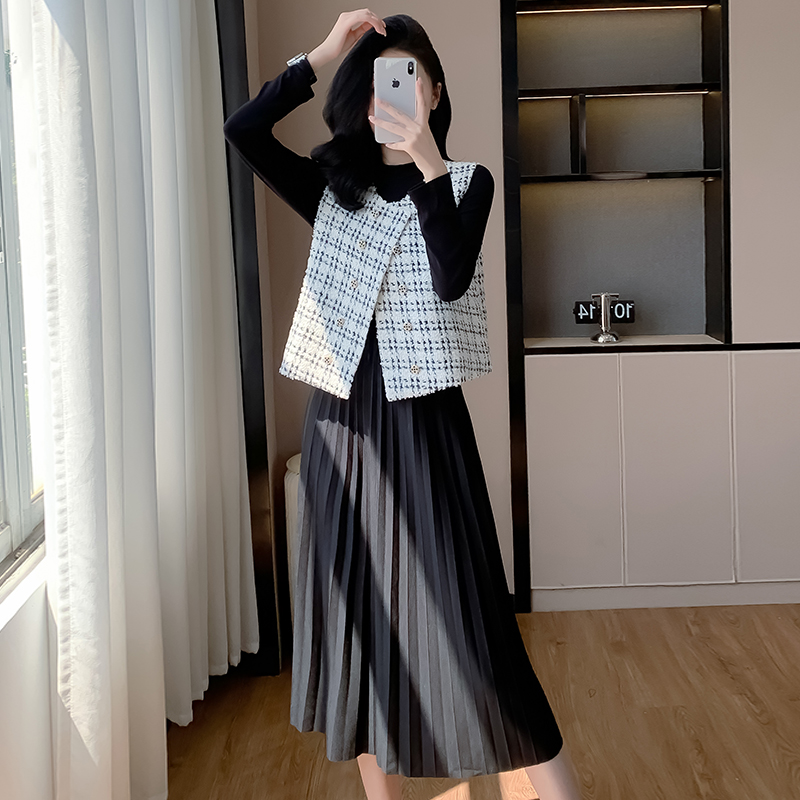 autumn-new-style-small-fragrance-vest-women-outer-wear-tank-top-vest-dress-two-piece-set-spring-autumn-coat Autumn New Style Small Fragrance Vest Women Outer Wear Tank Top Vest + Dress Two-Piece Set Spring Autumn Coat