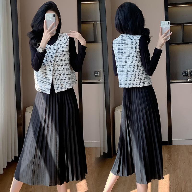 autumn-new-style-small-fragrance-vest-women-outer-wear-tank-top-vest-dress-two-piece-set-spring-autumn-coat_1 Autumn New Style Small Fragrance Vest Women Outer Wear Tank Top Vest + Dress Two-Piece Set Spring Autumn Coat