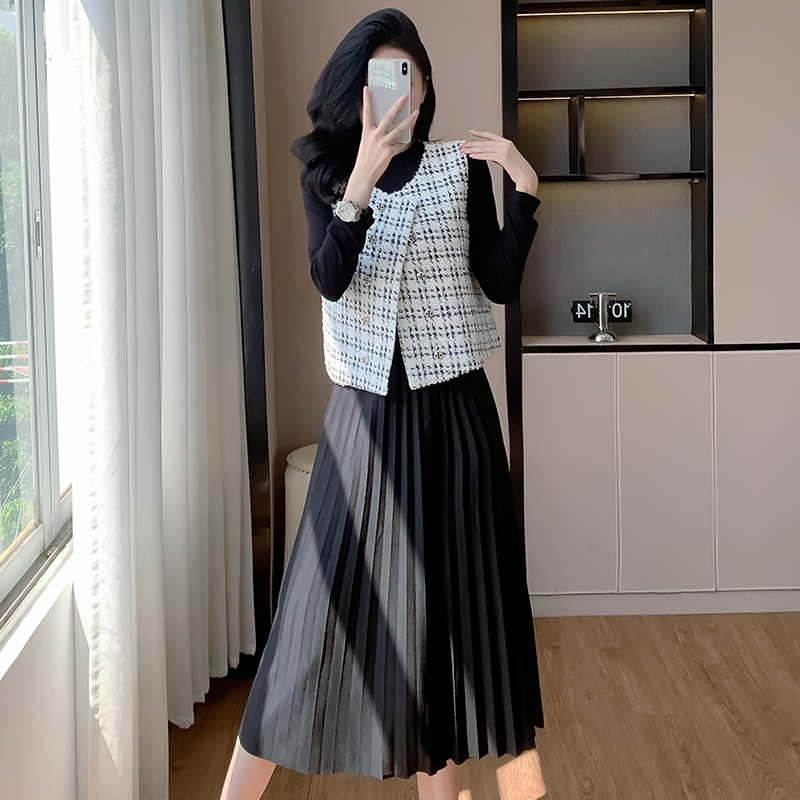 autumn-new-style-small-fragrance-vest-women-outer-wear-tank-top-vest-dress-two-piece-set-spring-autumn-coat_2 Autumn New Style Small Fragrance Vest Women Outer Wear Tank Top Vest + Dress Two-Piece Set Spring Autumn Coat