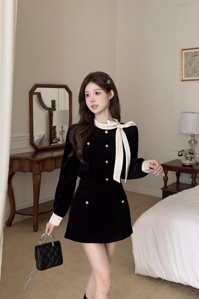 french-bow-velvet-black-fashion-set-for-women_4 French Bow Velvet Black Fashion Set for Women
