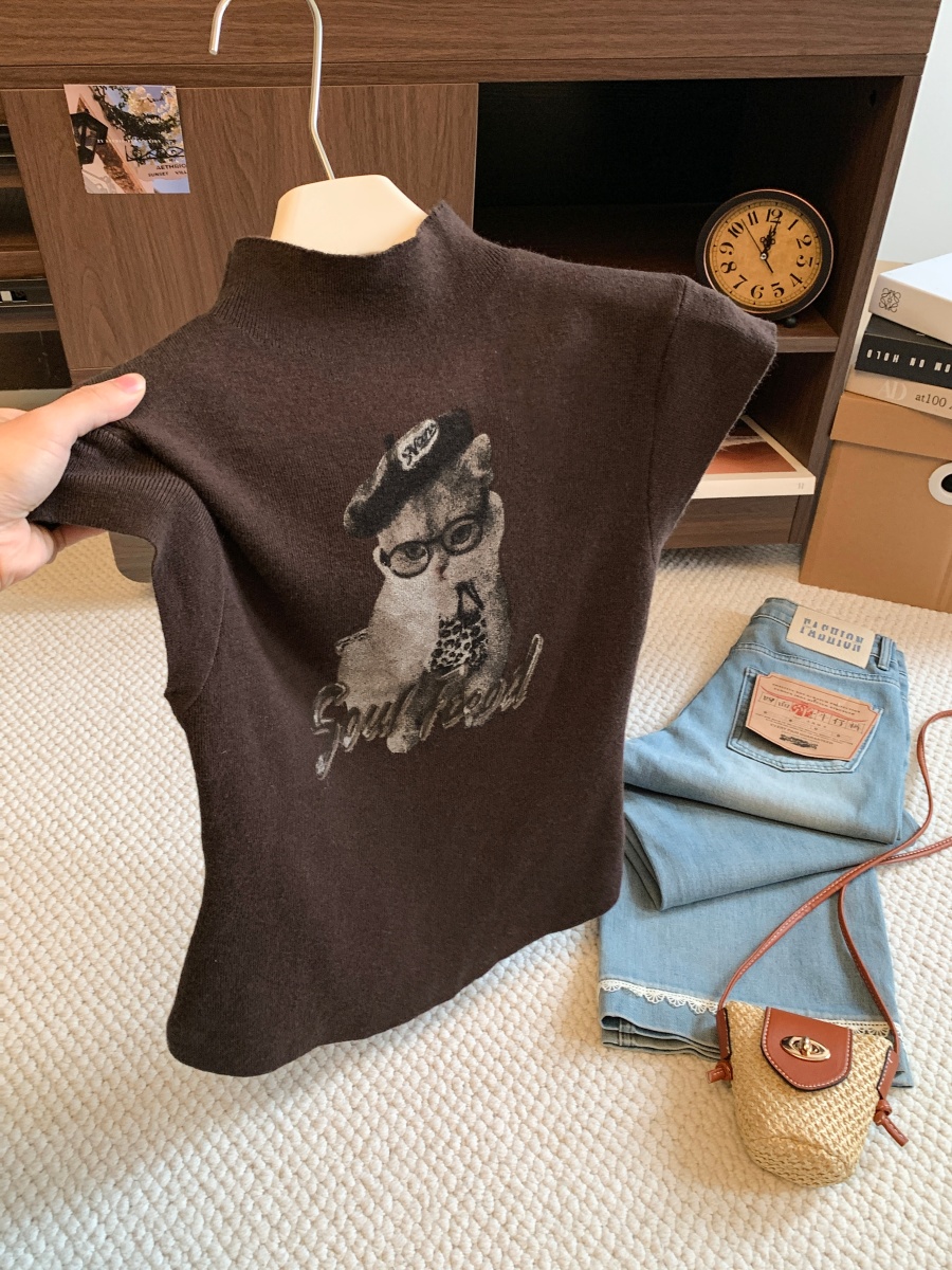 korean-style-cat-print-half-turtleneck-short-sleeve-knit-top-for-women-2026-early-autumn-slimming-fit Korean Style Cat Print Half Turtleneck Short Sleeve Knit Top for Women 2026 Early Autumn Slimming Fit