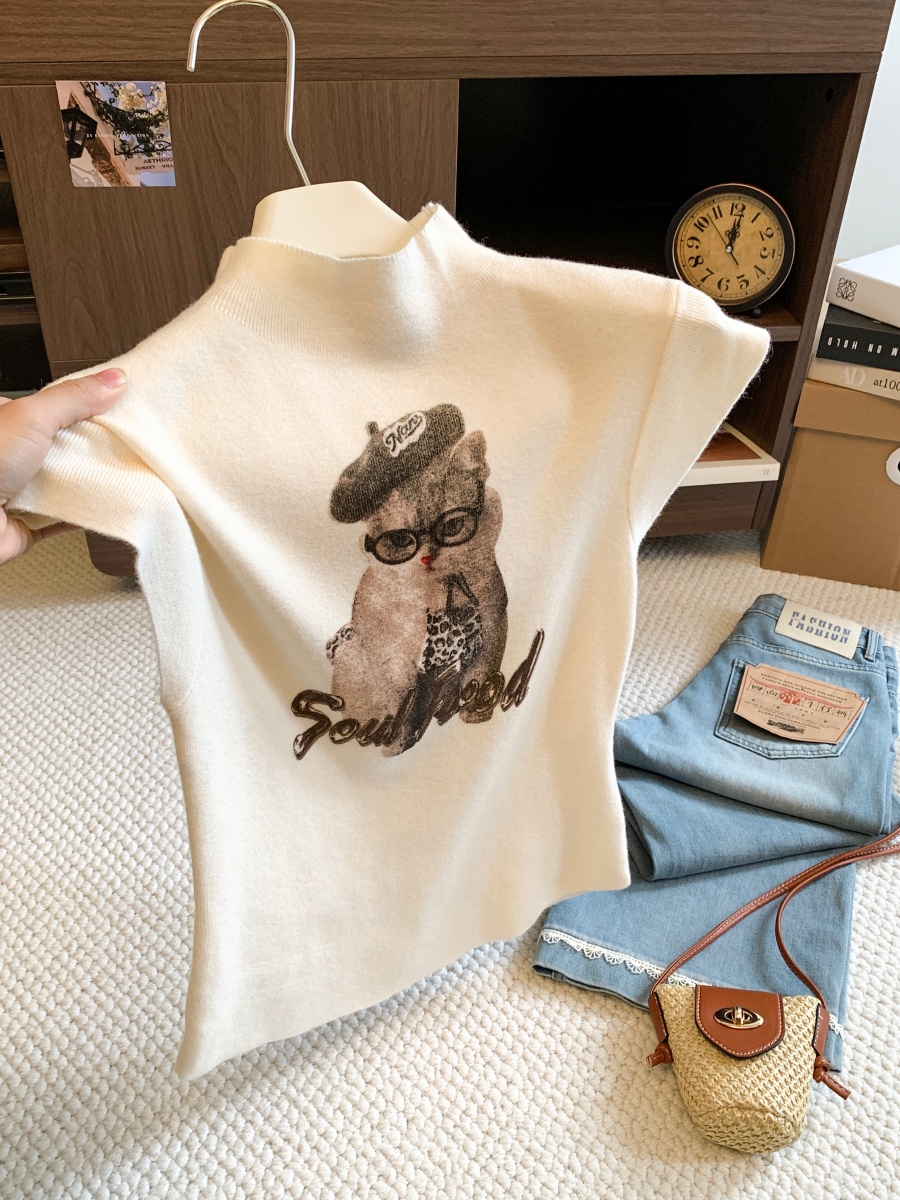 korean-style-cat-print-half-turtleneck-short-sleeve-knit-top-for-women-2026-early-autumn-slimming-fit_1 Korean Style Cat Print Half Turtleneck Short Sleeve Knit Top for Women 2026 Early Autumn Slimming Fit