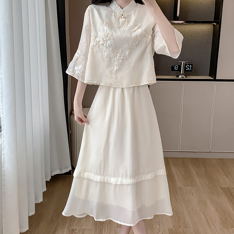 new-chinese-style-embroidered-two-piece-dress-set-for-women-summer-2025_4 New Chinese Style Embroidered Two-Piece Dress Set for Women Summer 2025