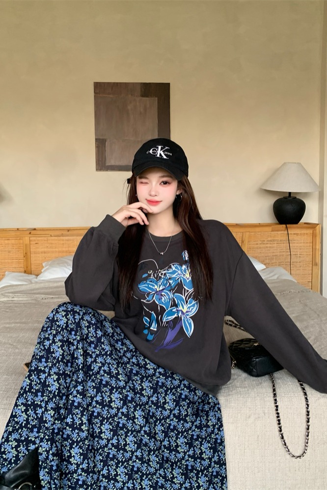 real-photo-autumn-new-design-pullover-loose-sweatshirt-vintage-dark-gray-irregular-floral-cami-dress-set-style-02f49f_4 Real Photo Autumn New Design Pullover Loose Sweatshirt Vintage Dark Gray Irregular Floral Cami Dress Set - Style 02f49f