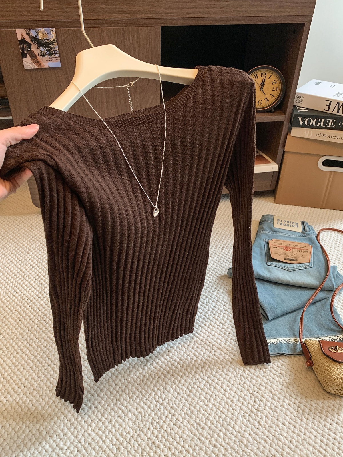 textured-ruched-light-luxury-knit-sweater-for-women-fall-2026-long-sleeve-base-layer-top_1 Textured Ruched Light Luxury Knit Sweater for Women Fall 2026 Long Sleeve Base Layer Top
