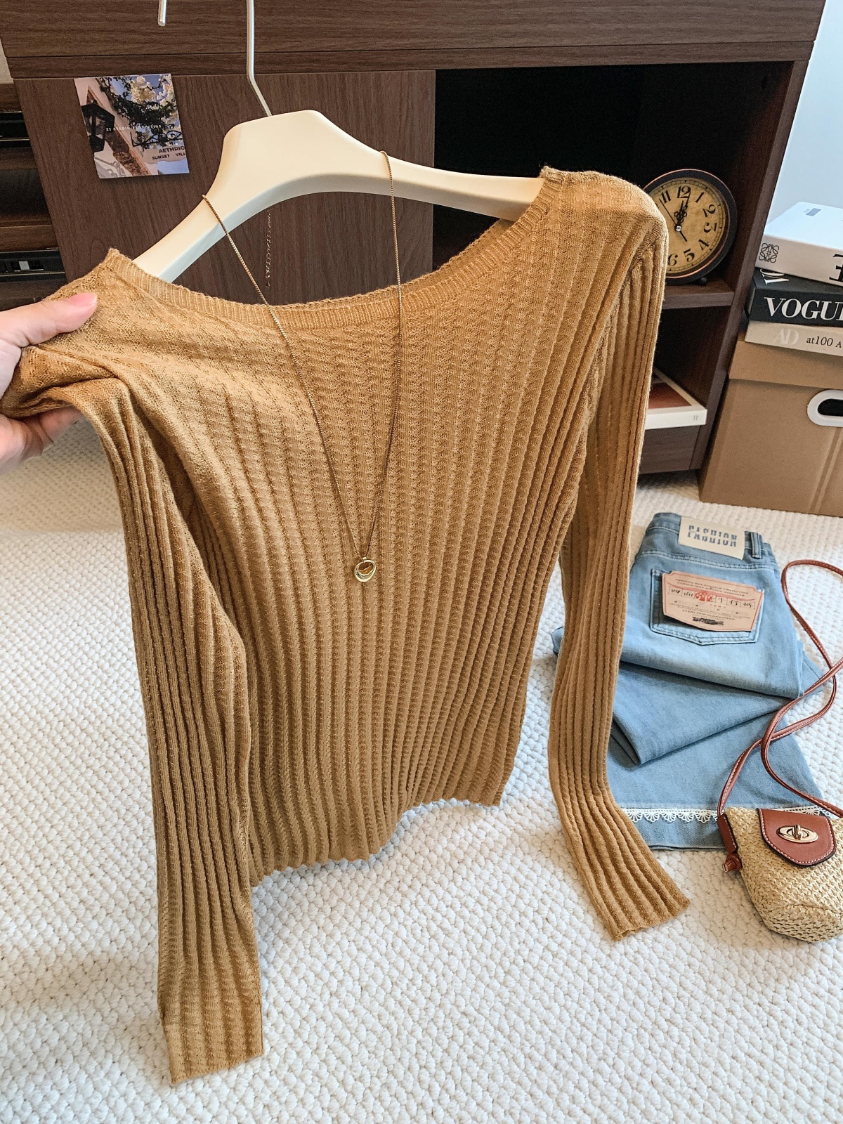 textured-ruched-light-luxury-knit-sweater-for-women-fall-2026-long-sleeve-base-layer-top_3 Textured Ruched Light Luxury Knit Sweater for Women Fall 2026 Long Sleeve Base Layer Top
